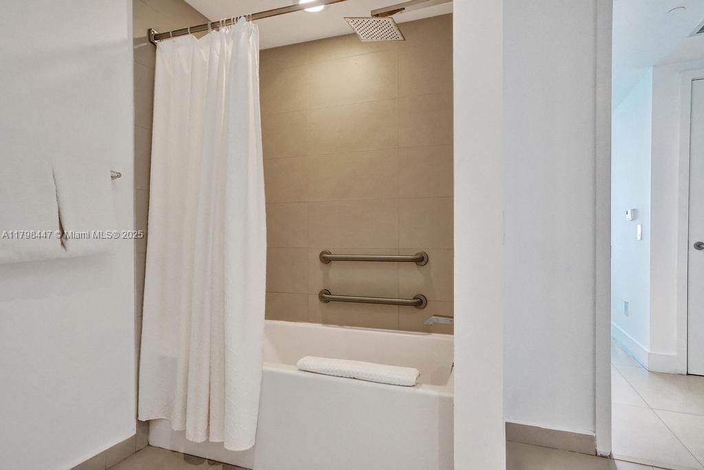 4111 S Ocean Dr, Unit 2803, Hollywood, FL 33019 Photo