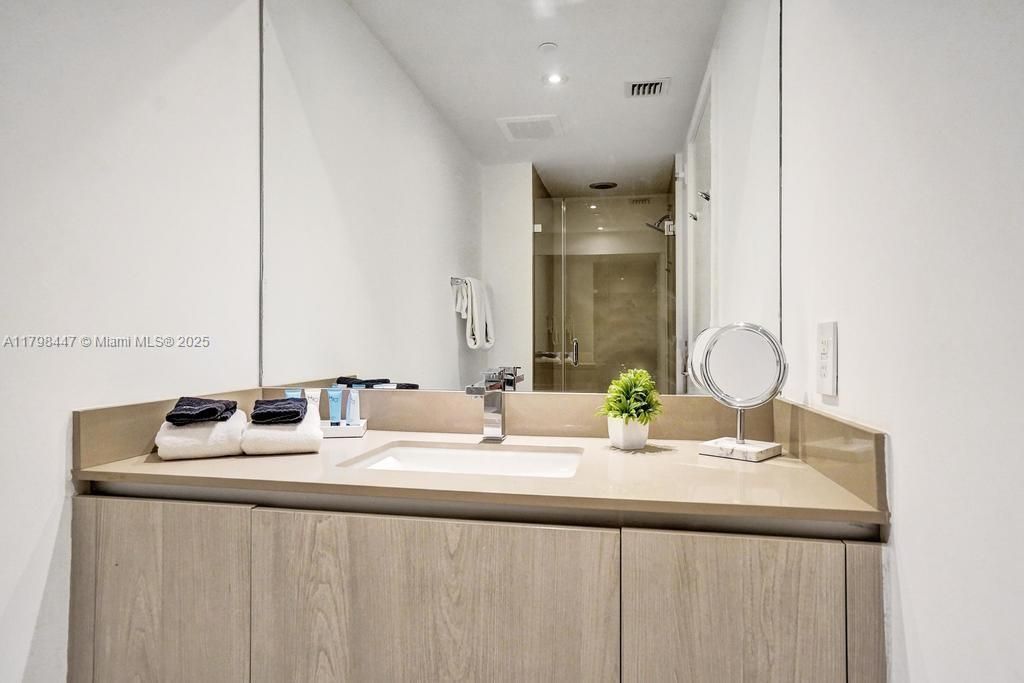 4111 S Ocean Dr, Unit 2803, Hollywood, FL 33019 Photo