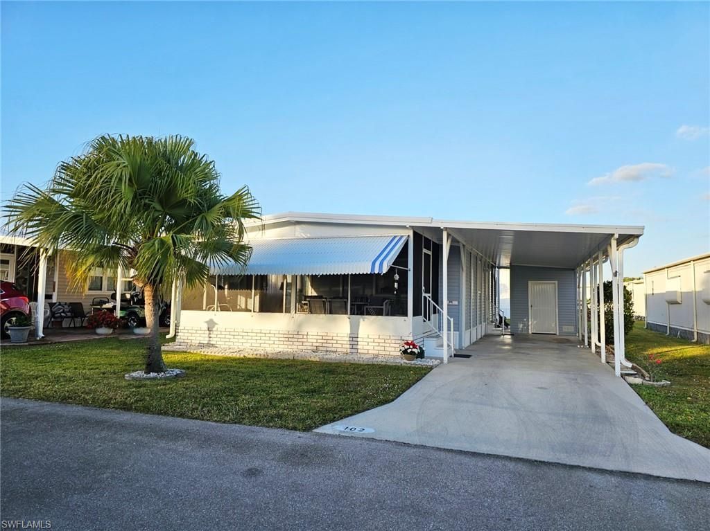 102 Poinsettia Dr, Fort Myers, FL 33905 Photo
