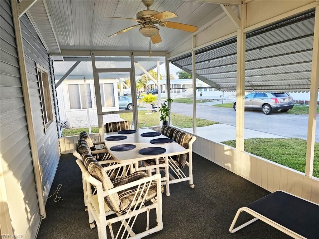 102 Poinsettia Dr, Fort Myers, FL 33905 Photo