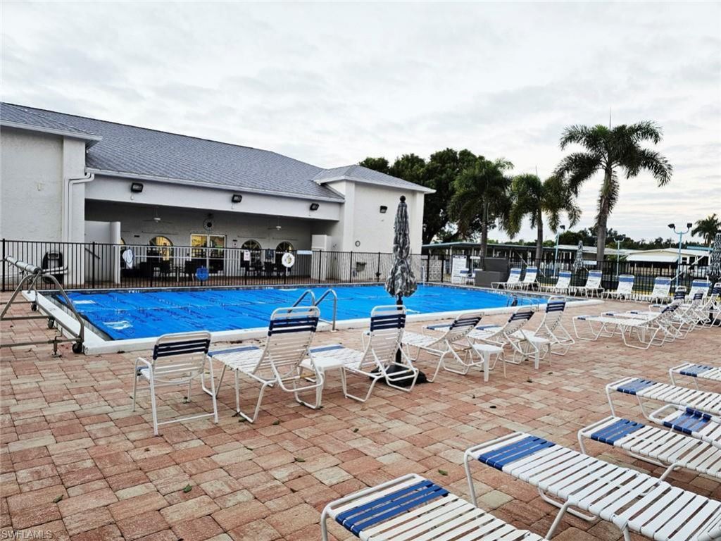 102 Poinsettia Dr, Fort Myers, FL 33905 Photo