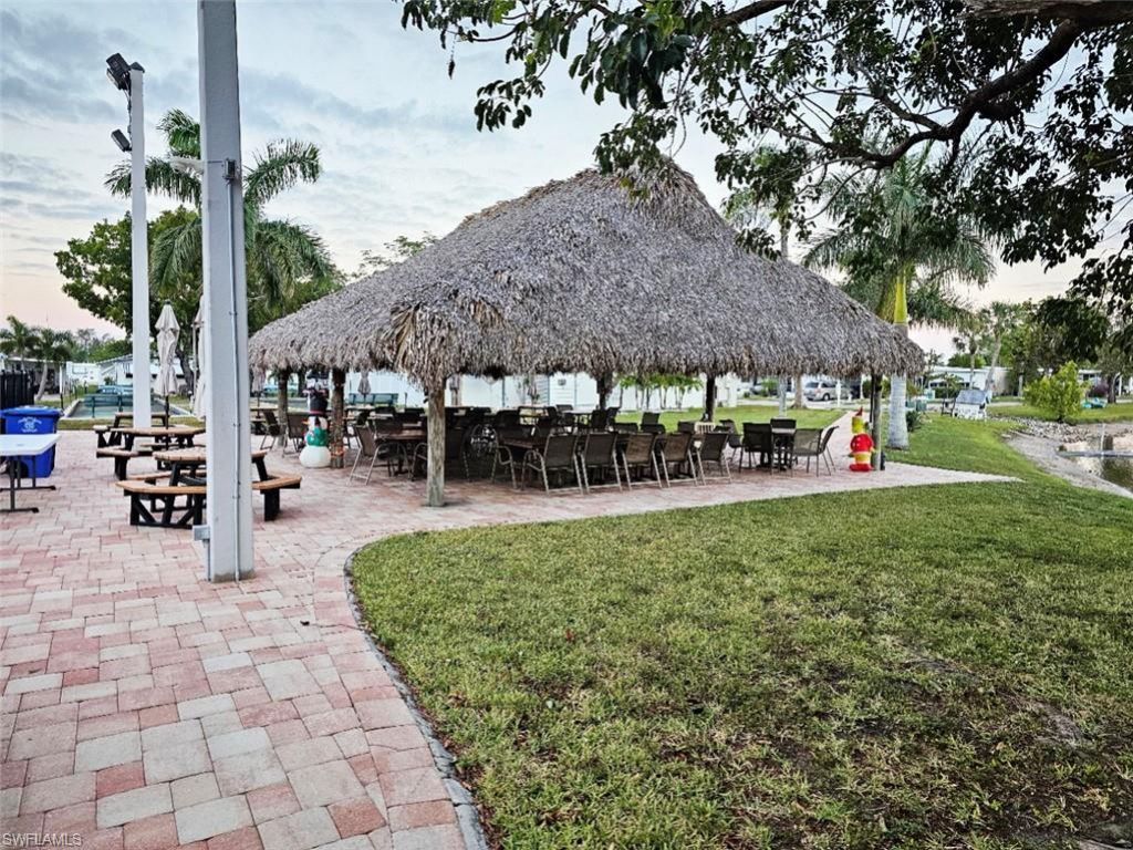 102 Poinsettia Dr, Fort Myers, FL 33905 Photo