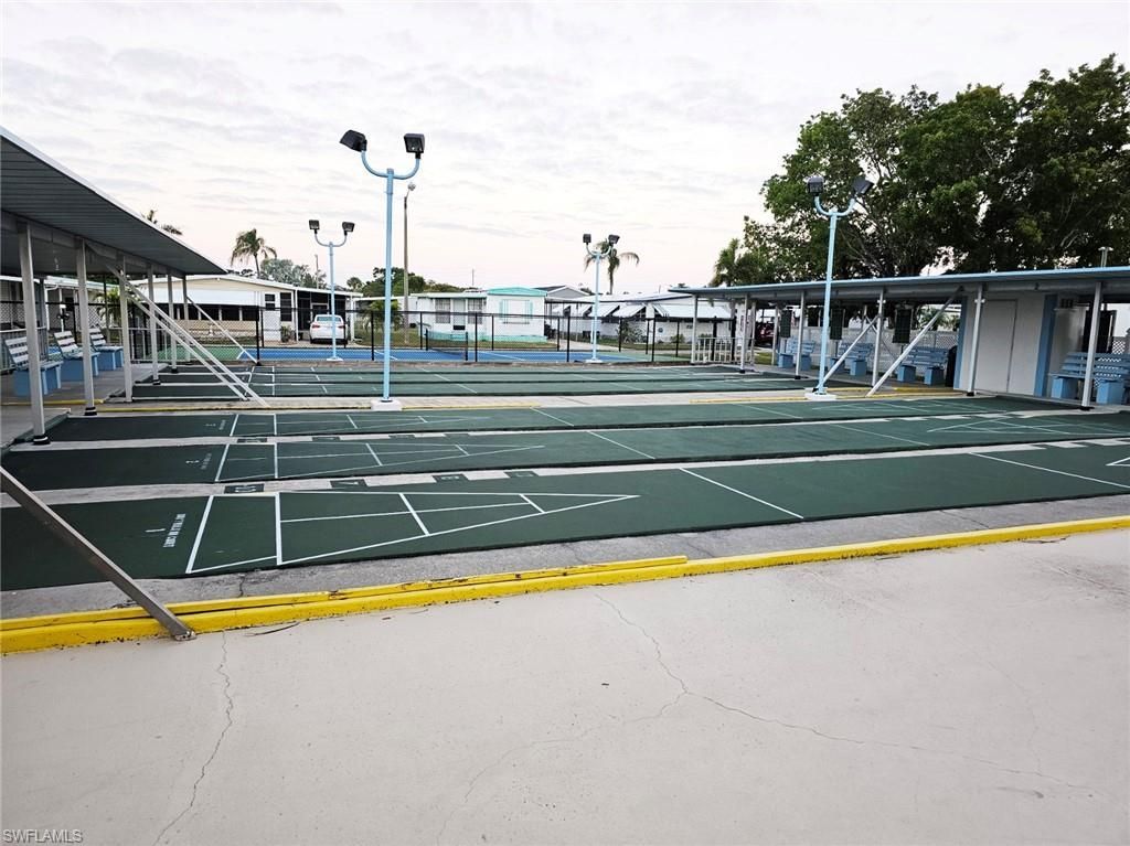 102 Poinsettia Dr, Fort Myers, FL 33905 Photo