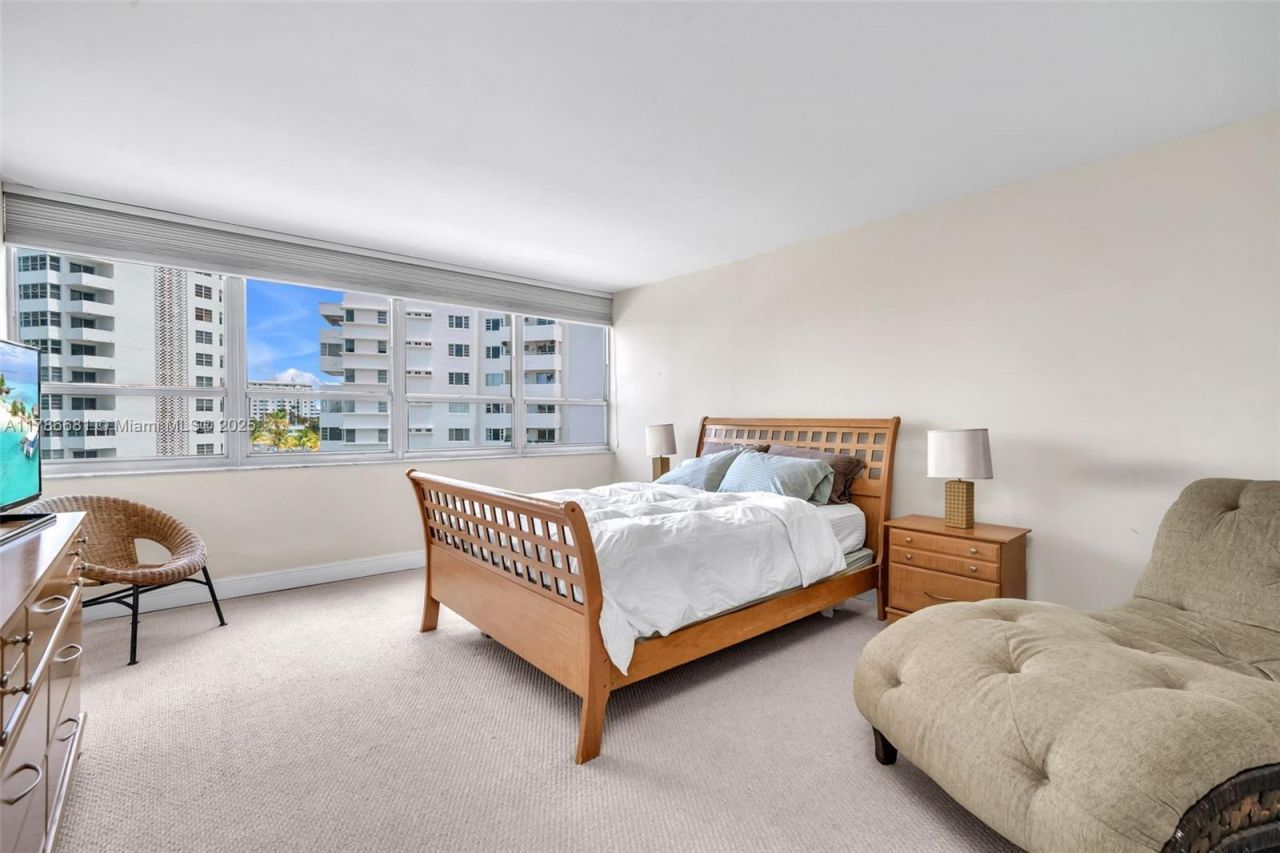 11 Island Ave, Unit 512, Miami Beach, FL 33139 Photo