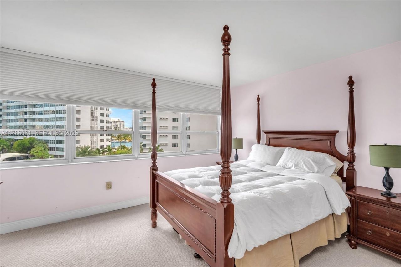 11 Island Ave, Unit 512, Miami Beach, FL 33139 Photo