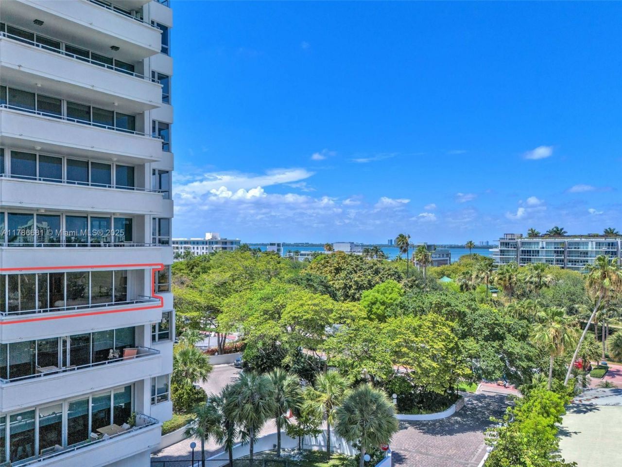 11 Island Ave, Unit 512, Miami Beach, FL 33139 Photo