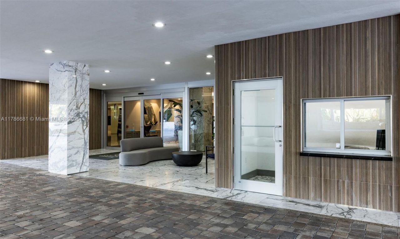 11 Island Ave, Unit 512, Miami Beach, FL 33139 Photo