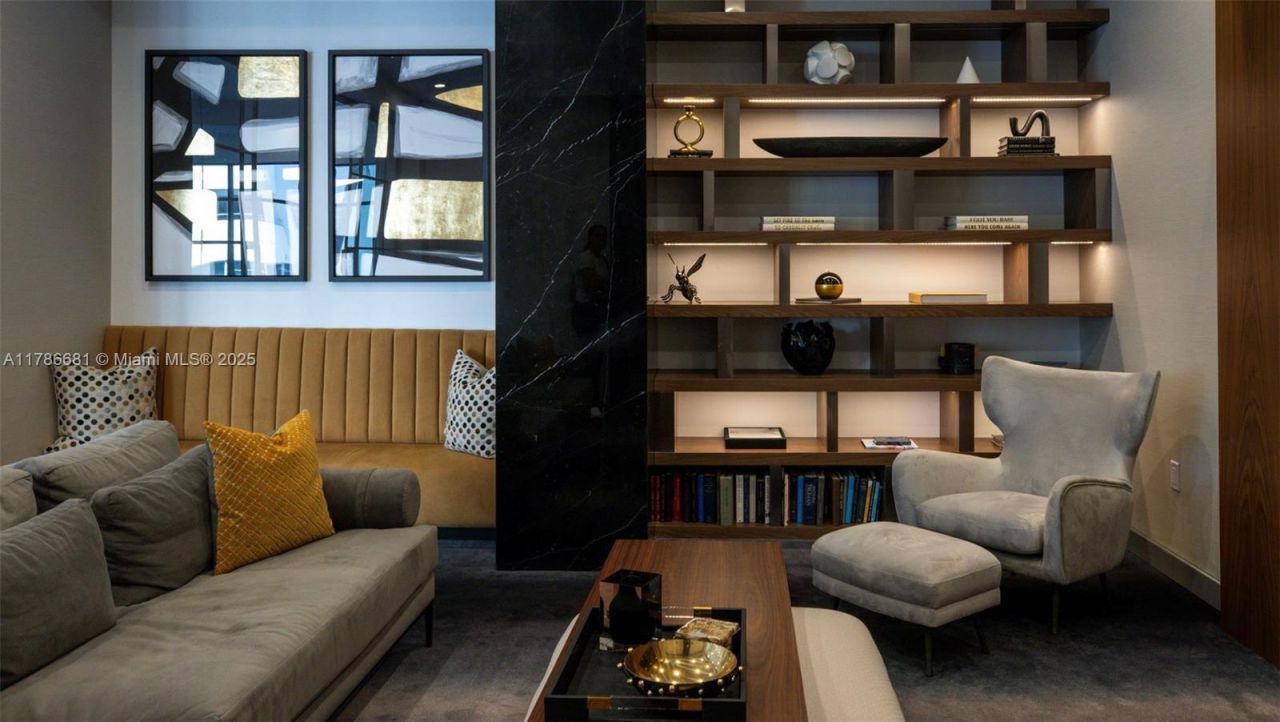 11 Island Ave, Unit 512, Miami Beach, FL 33139 Photo