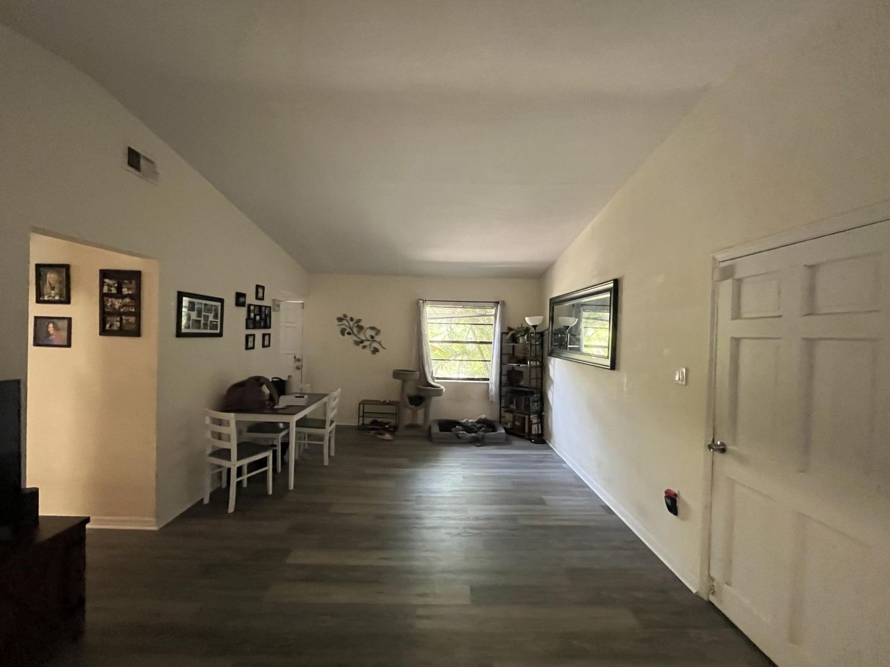 203 E Easy Street, Fort Pierce, FL 34982 Photo