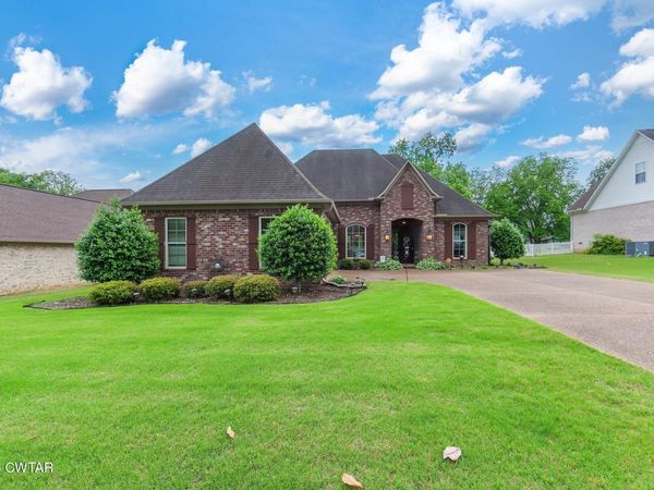 316 Meadow Brook Drive, Henderson, TN 38340