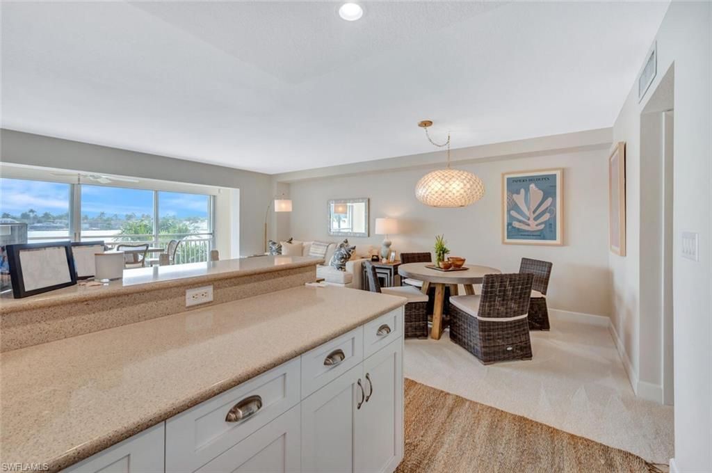 2800 Gulf Shore Blvd N, Unit 304, Naples, FL 34103 Photo