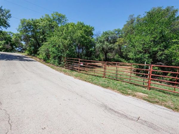 6912 Ireland Drive, Brownwood, TX 76801