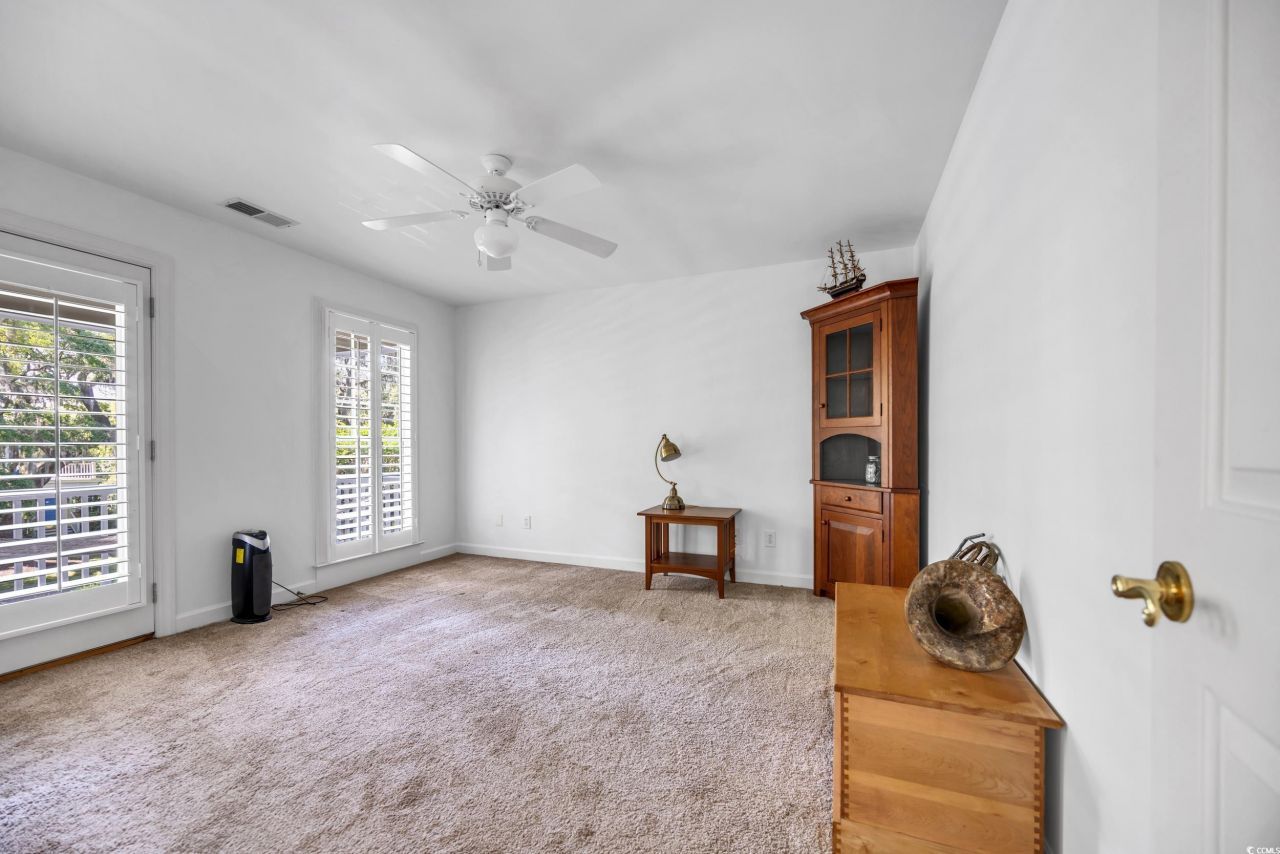 99 Berry Tree Dr. Photo 25