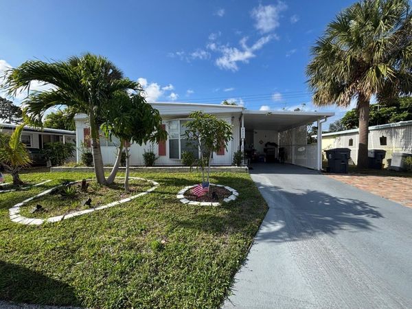 4257 1st Ct, Lot 84, Lake Worth, FL 33462