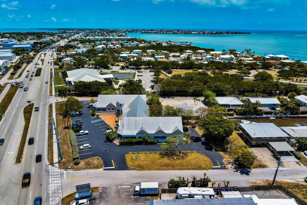 9707 Overseas Highway, Marathon, FL 33050 Photo