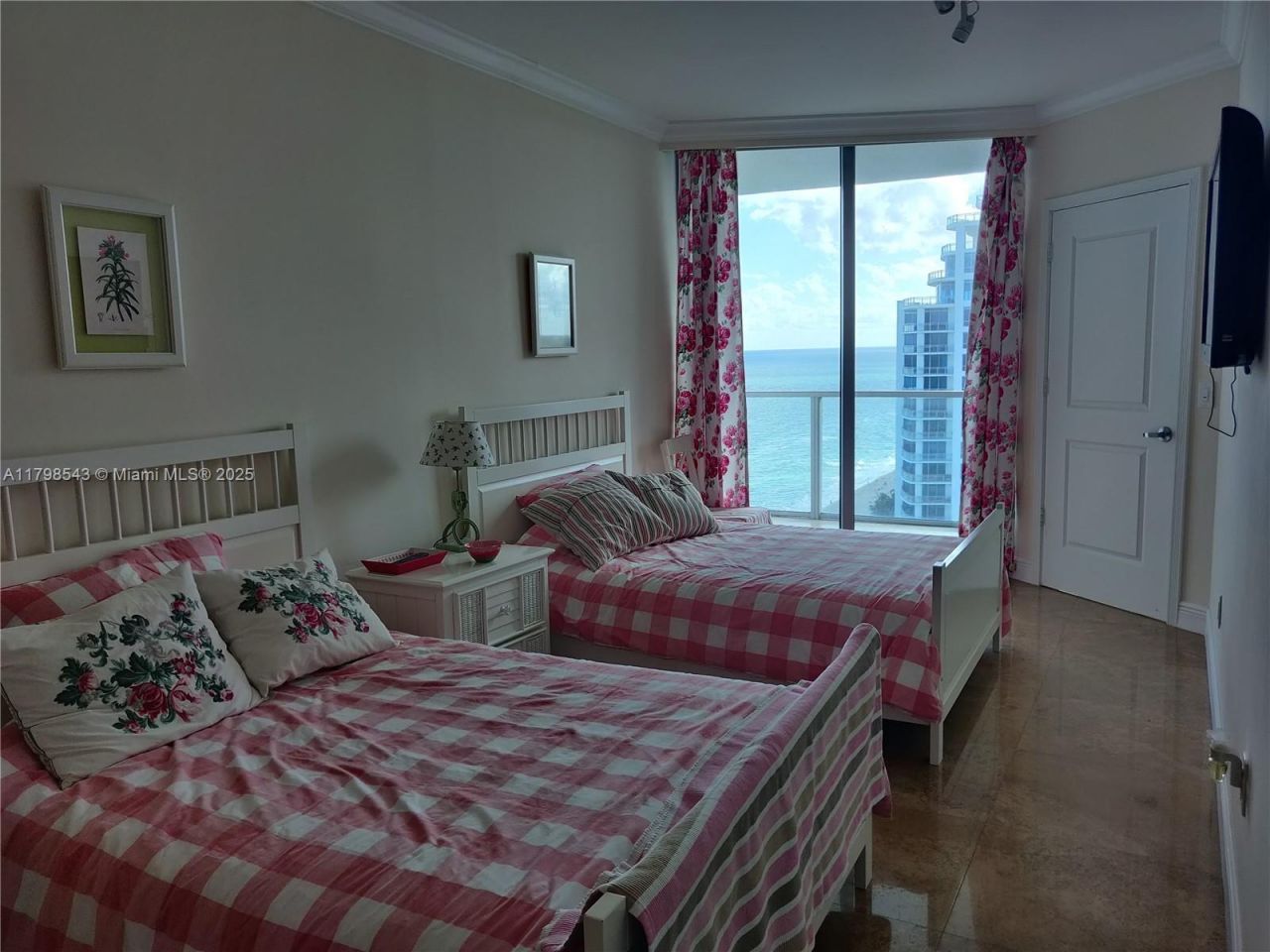 3101 S Ocean Dr, Unit 2206, Hollywood, FL 33019 Photo