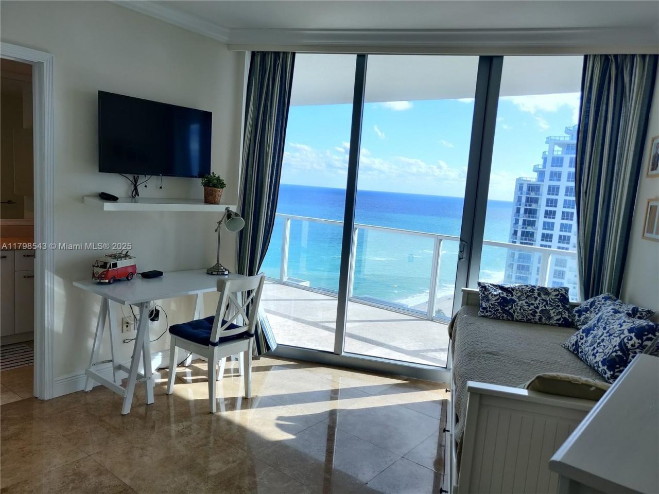3101 S Ocean Dr, Unit 2206, Hollywood, FL 33019 Photo