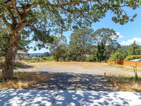 3160 Glen Lake Rd, Langford, BC V9B 4B6