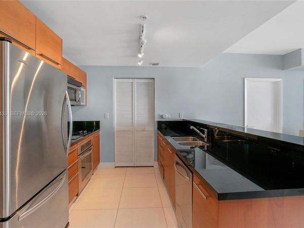253 NE 2nd St, Unit 2201, Miami, FL 33132