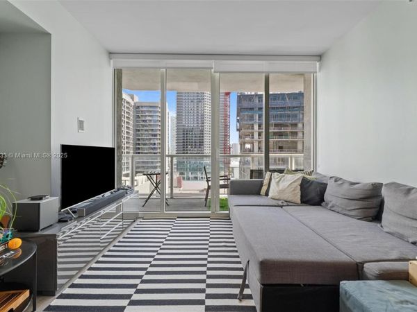 253 NE 2nd St, Unit 2201, Miami, FL 33132