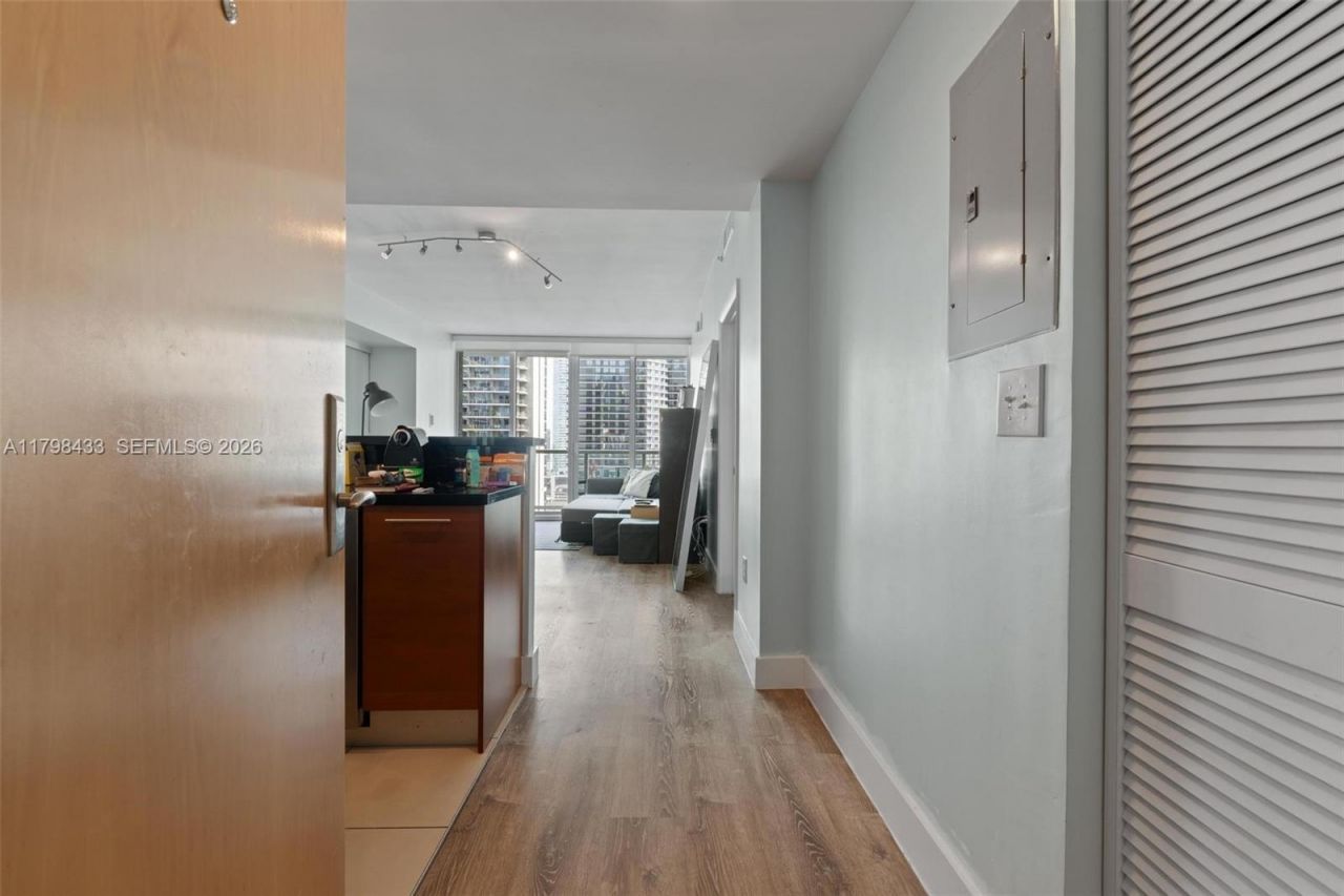 253 NE 2nd St, Unit 2201, Miami, FL 33132 Photo