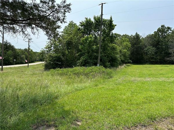 000 DIAMOND Boulevard, Diamond City, AR 72630