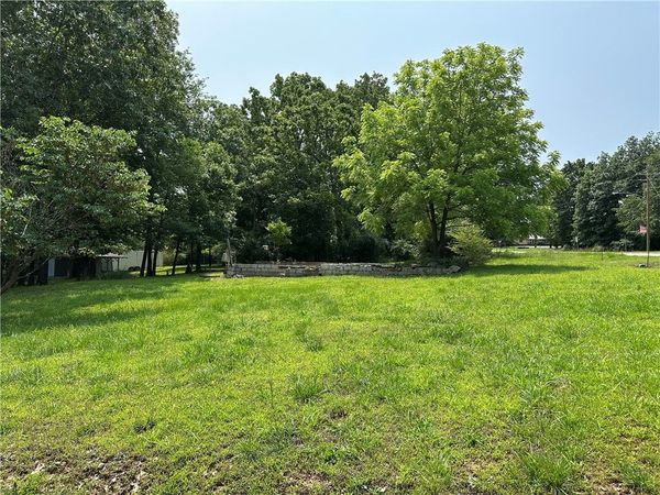 320 Hazelwood Drive, Diamond City, AR 72630