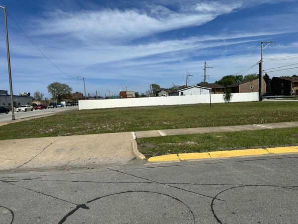 3469 Michigan Avenue, East Chicago, IN 46312