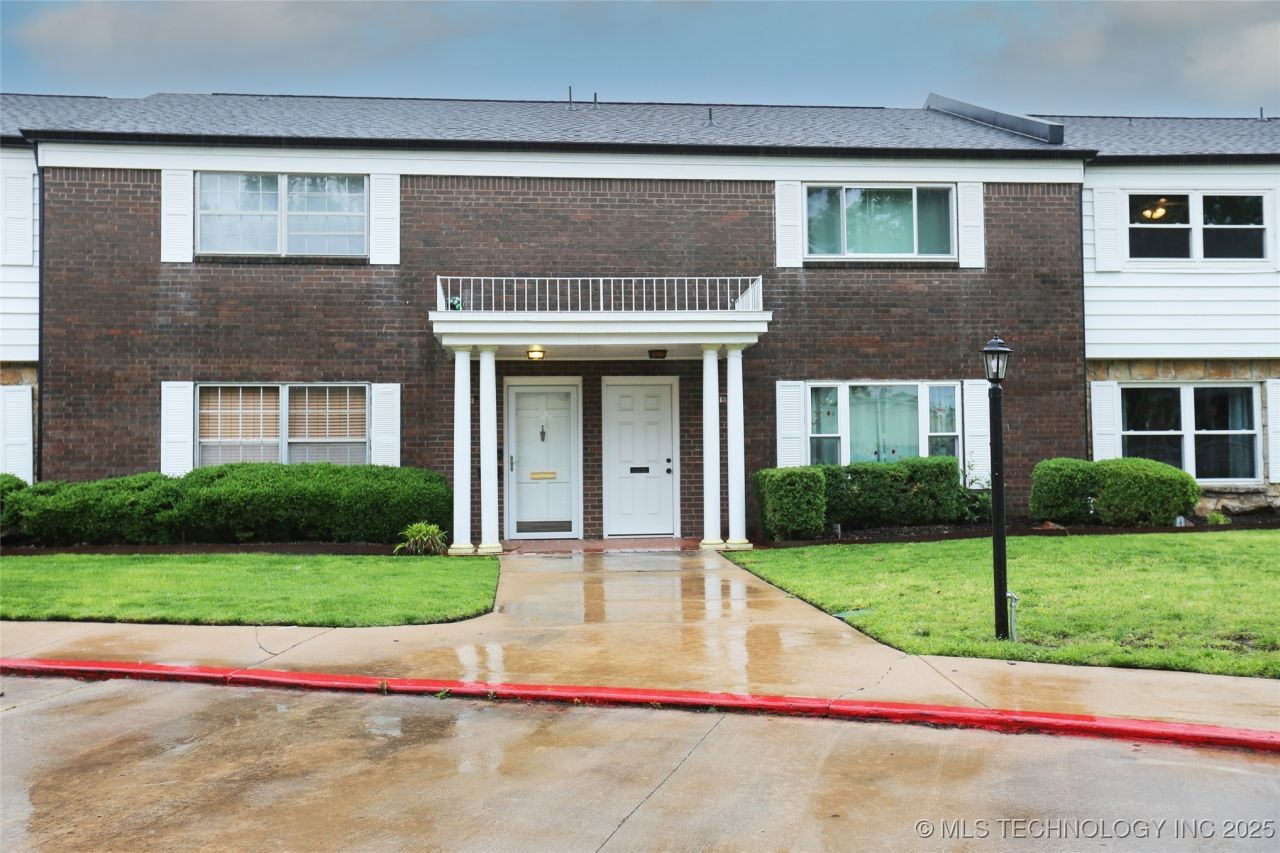 5518 E 46th Street, Unit 5518, Tulsa, OK 74135 Main Photo