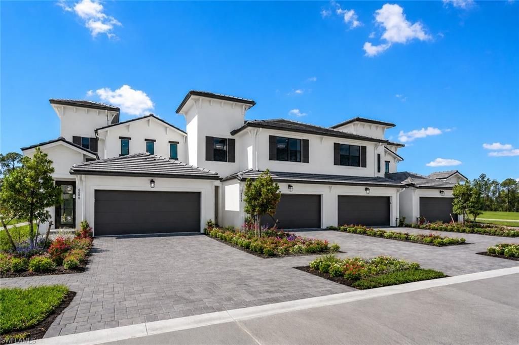 6093 Barbara Cir, Naples, FL 34112 Photo