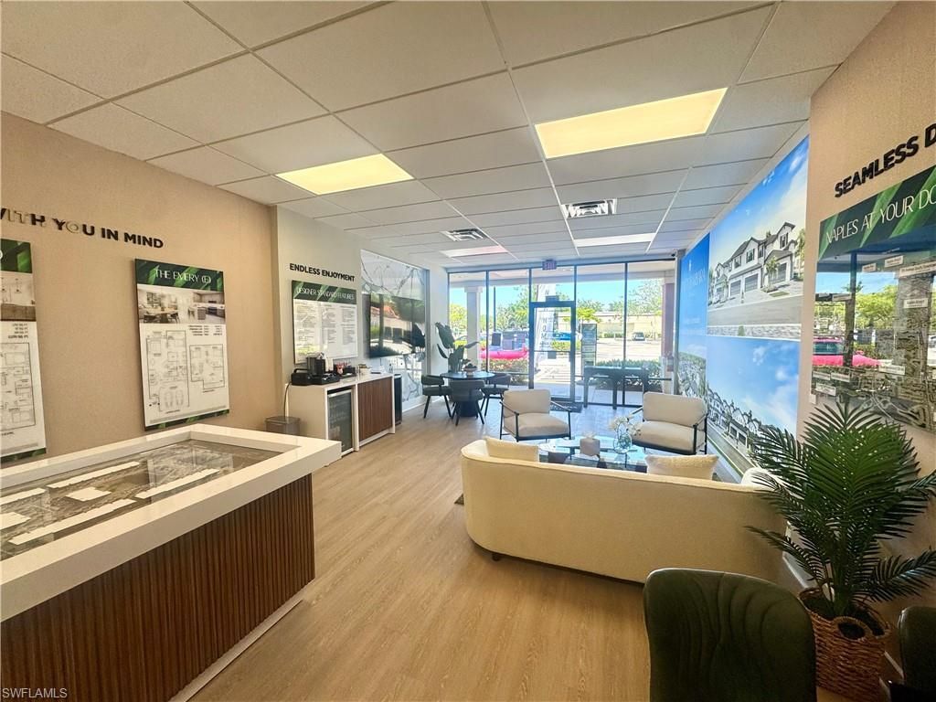 6089 Barbara Cir, Naples, FL 34112 Photo