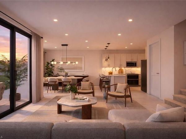 6085 Barbara CIR, NAPLES, FL 34112