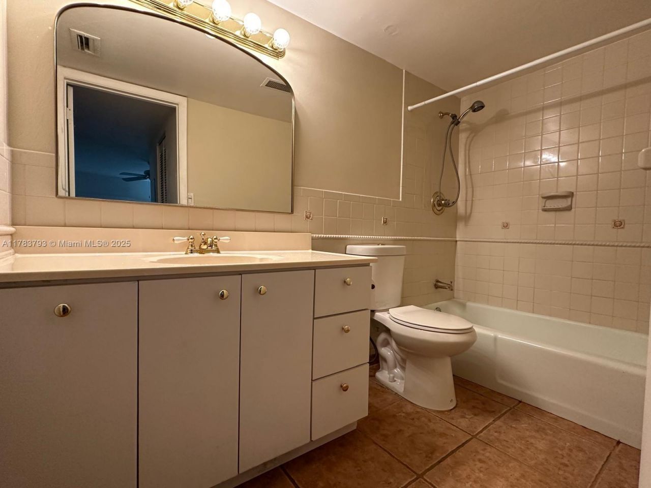 8335 SW 72nd Ave, Unit 202D, Miami, FL 33143 Photo