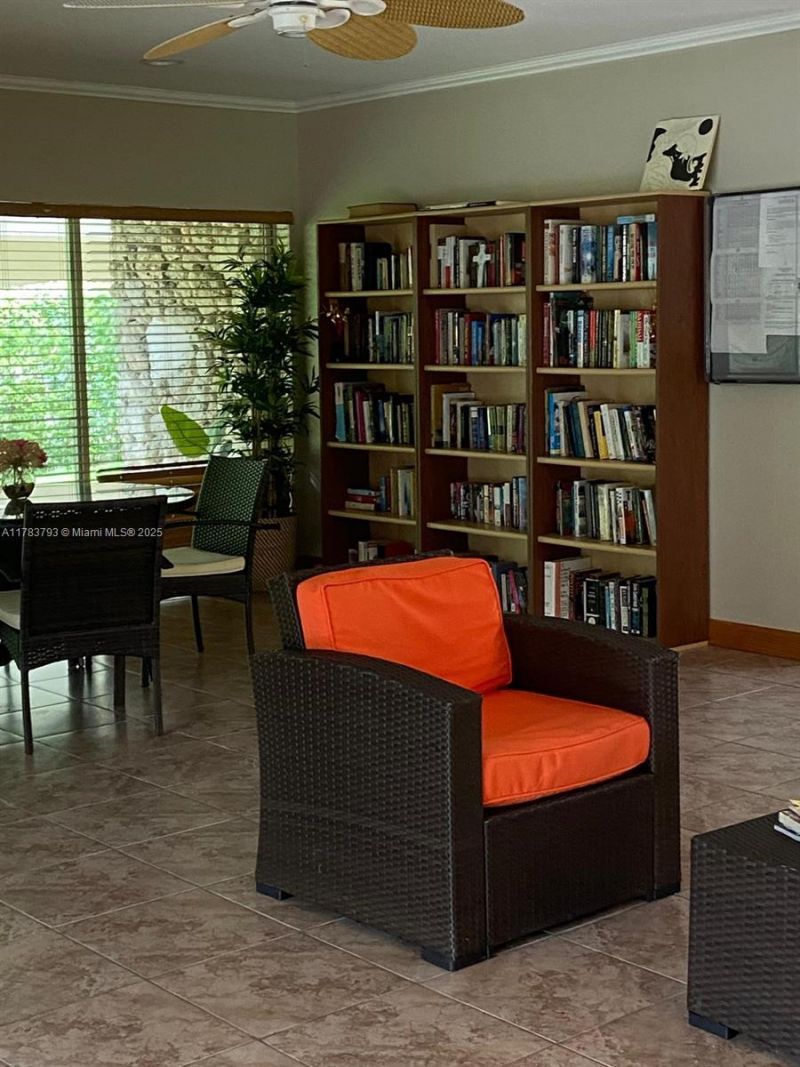 8335 SW 72nd Ave, Unit 202D, Miami, FL 33143 Photo