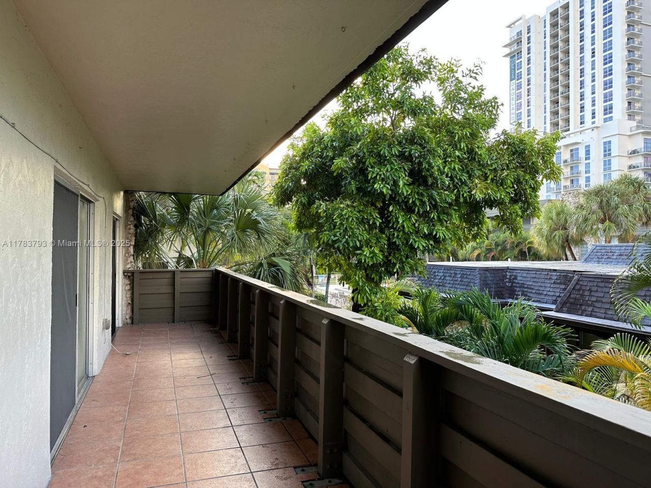 8335 SW 72nd Ave, Unit 202D, Miami, FL 33143 Photo