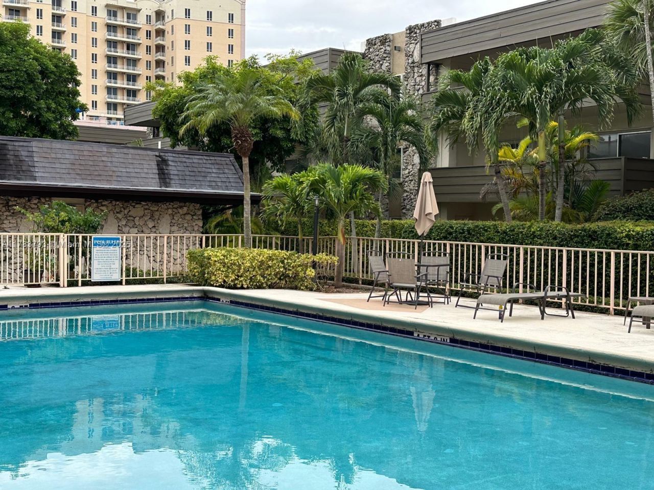 8335 SW 72nd Ave, Unit 202D, Miami, FL 33143 Photo