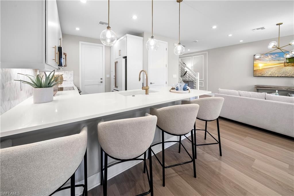 6088 Barbara Cir, Naples, FL 34112 Photo