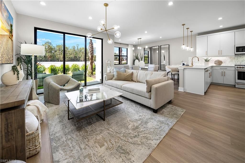 6088 Barbara Cir, Naples, FL 34112 Photo