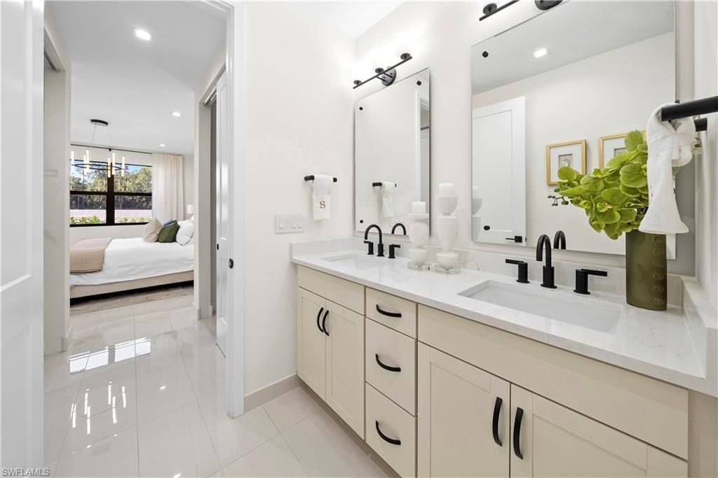 6092 Barbara Cir, Naples, FL 34112 Photo