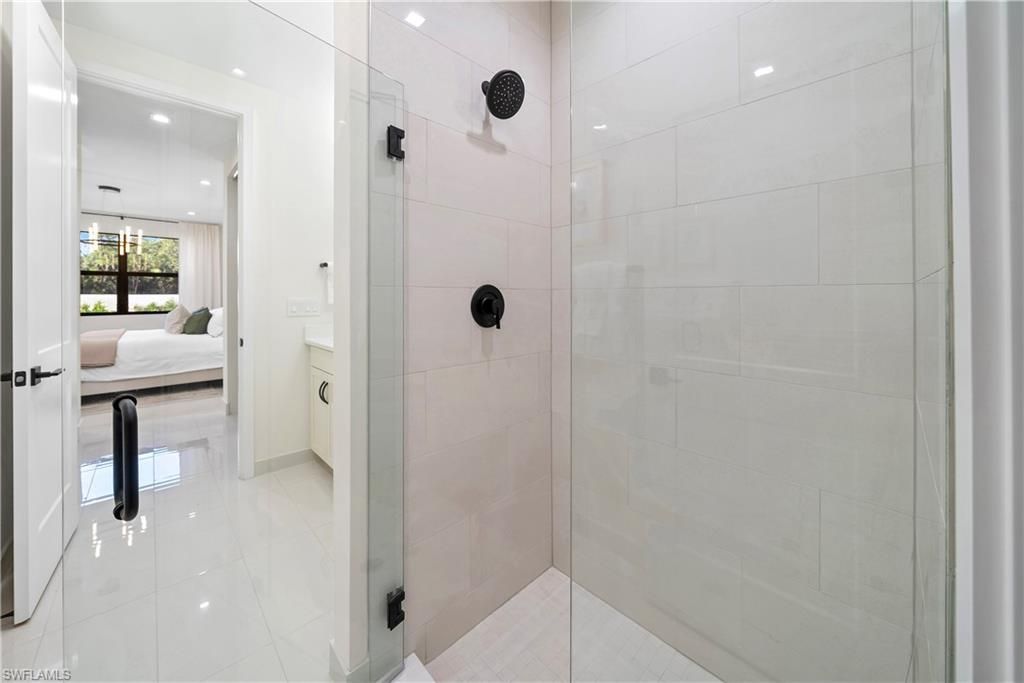6092 Barbara Cir, Naples, FL 34112 Photo