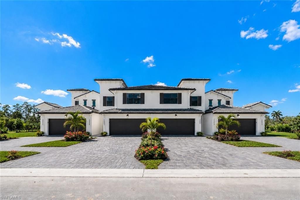 6092 Barbara Cir, Naples, FL 34112 Photo