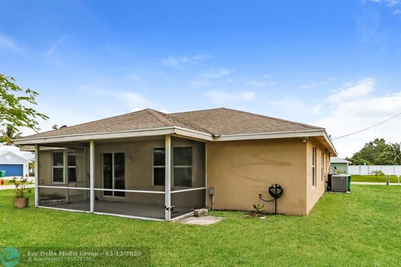 2095 SE Joyner Cir, Port Saint Lucie, FL 34952 Photo