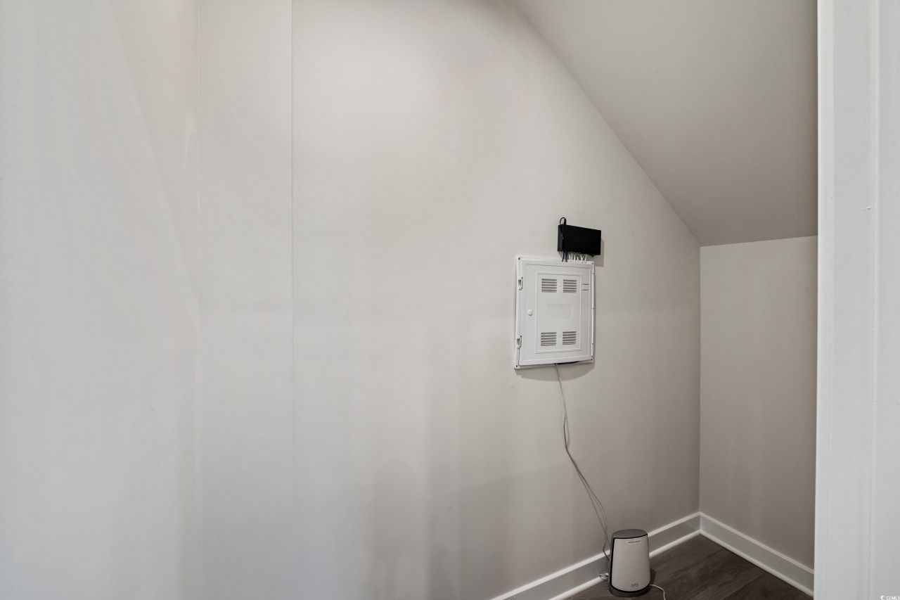 2613 Elowen Ln. Photo 31