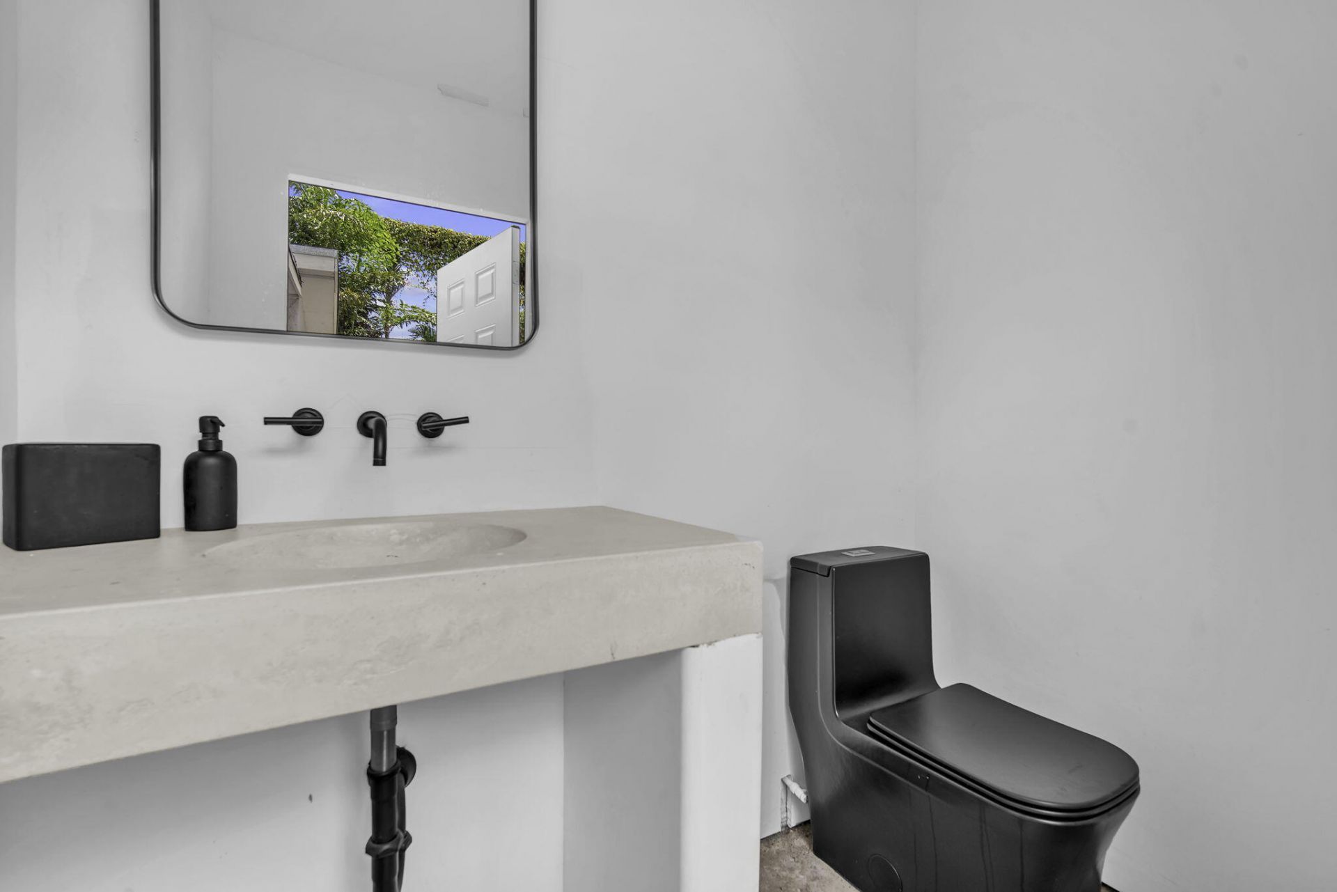 120 NE 25th Street, Miami, FL 33137 Photo