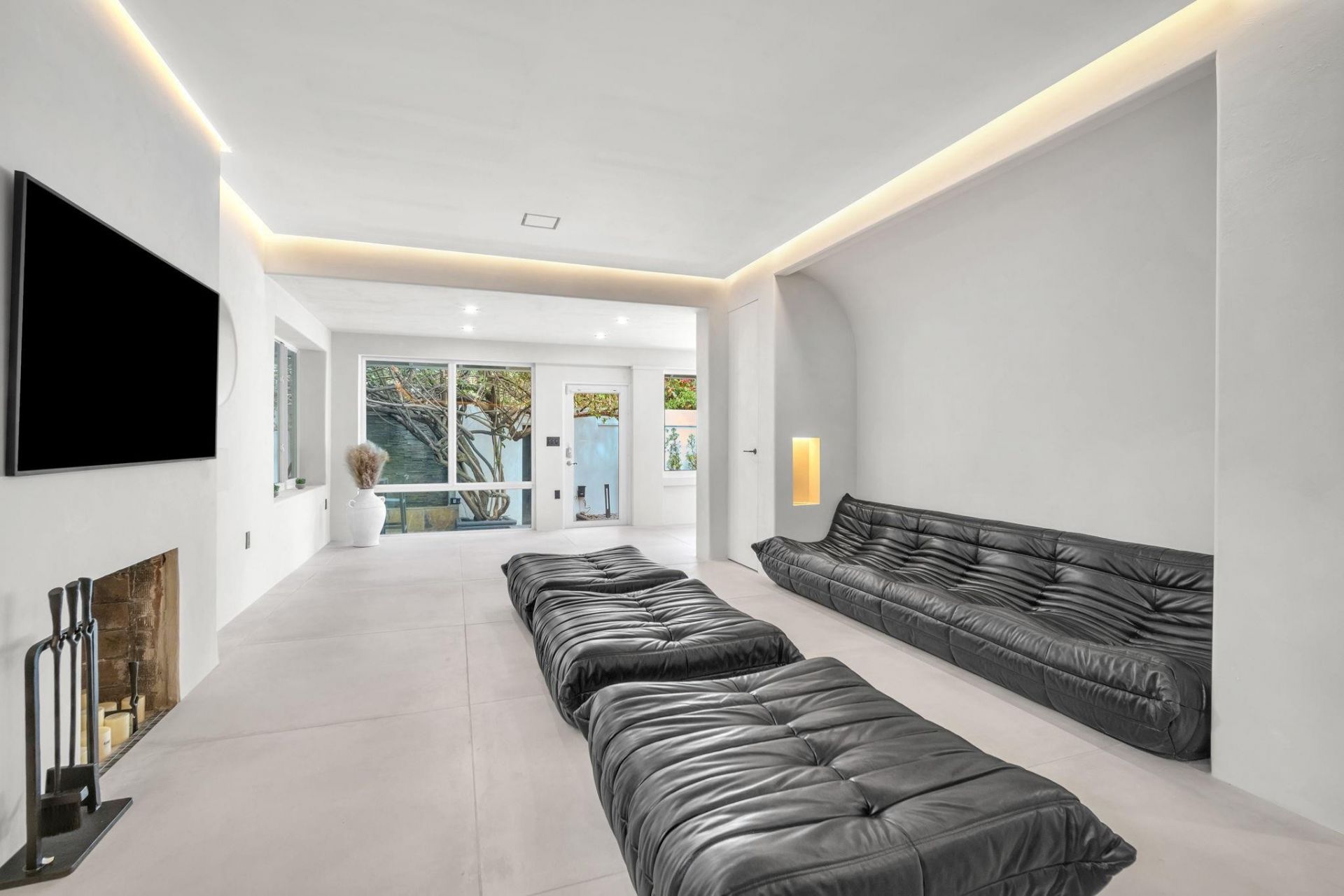 120 NE 25th Street, Miami, FL 33137 Photo