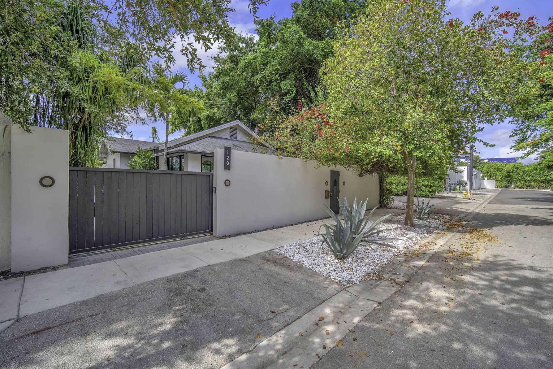 120 NE 25th Street, Miami, FL 33137 Photo