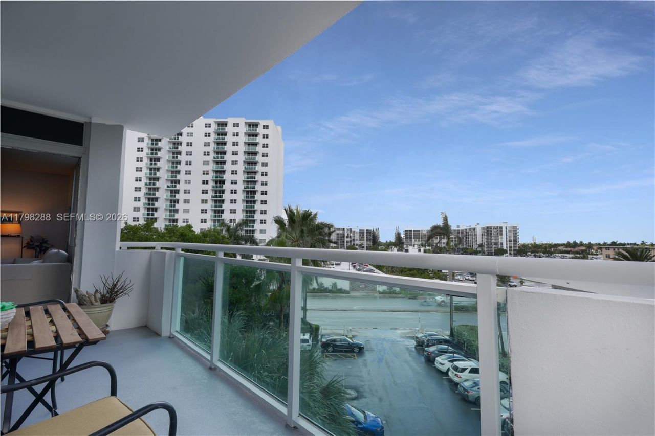 3001 S Ocean Dr, Unit 443, Hollywood, FL 33019 Photo