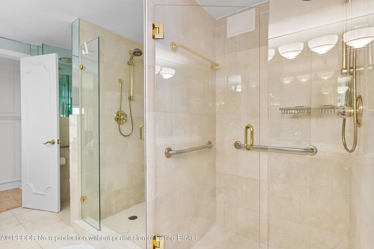 250 Bradley Place, Unit 408, Palm Beach, FL 33480 Photo