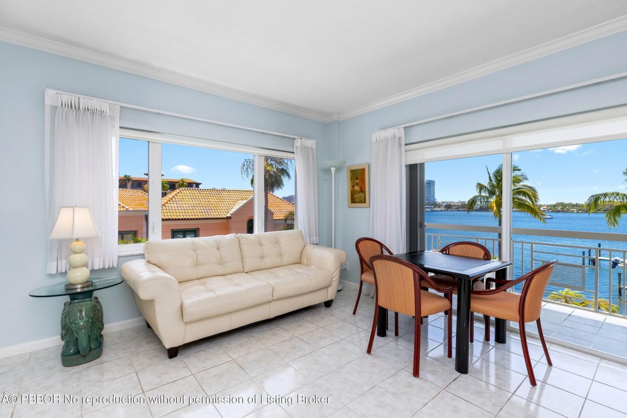 250 Bradley Place, Unit 408, Palm Beach, FL 33480 Photo