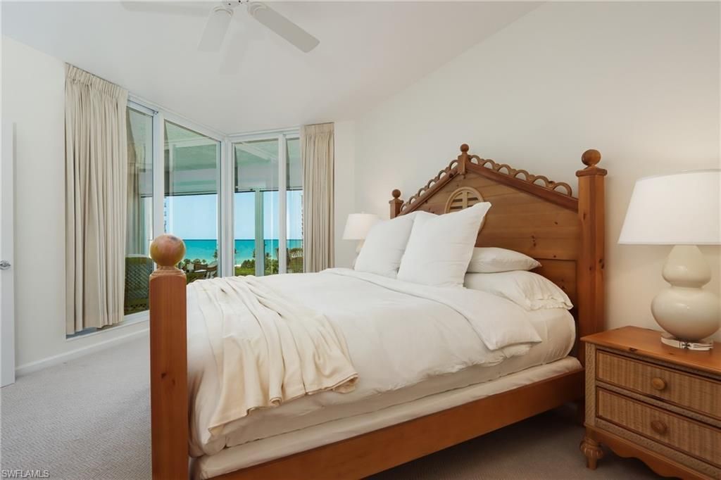 60 Seagate Dr, Unit 704, Naples, FL 34103 Photo